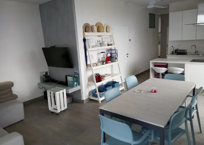 Apartment Family Near Polo88 *